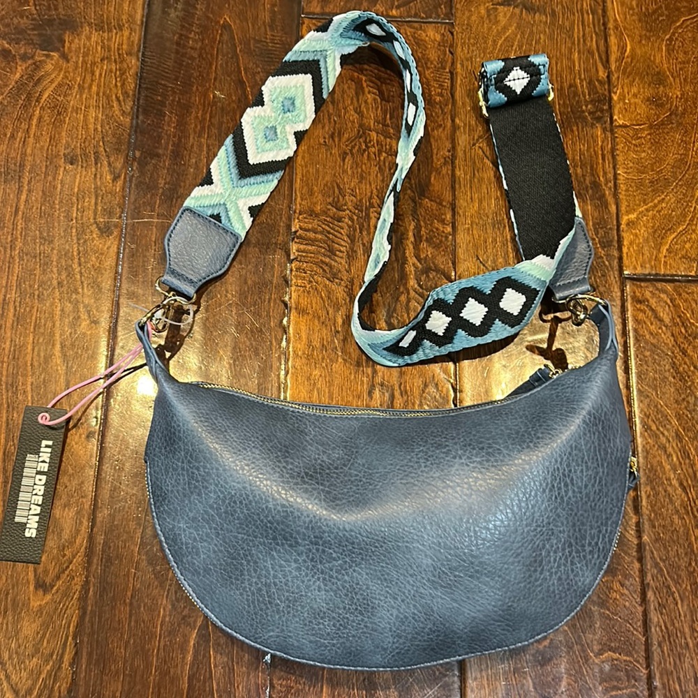 Crossbody ❤️